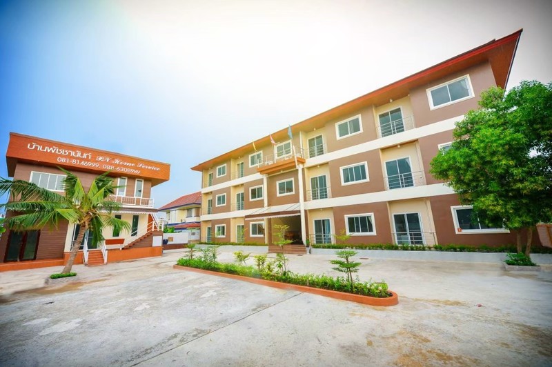 ขายอพาร์ทเม้นท์-ฉลองกรุง-23-เนื้อที่-256-ตารางวา-ราคา-38000000-บาท