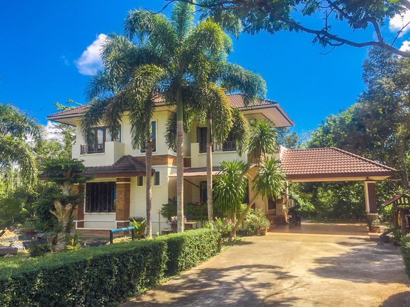 ขายบ้านเดี่ยวชุมพร-พร้อมเฟอร์นิเจอร์-สร้างตกแต่งด้วยวัสดุอย่างดี