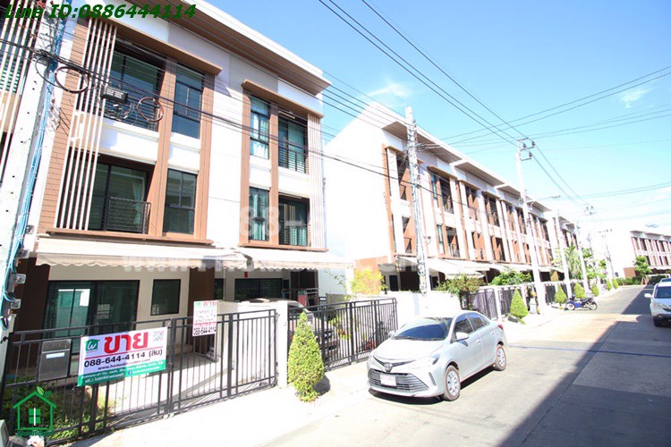 ขายทาวน์โฮม-3-ชั้น-ถนน-กัลปพฤกษ์-บ้านกลางเมือง-ซกำนันแม้น-บางหว้า