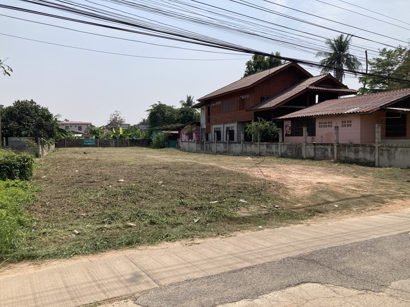 ขายที่ดิน-เนื้อที่-200-ตรวๆละ14000฿-พร้อมขาย-ถมแล้ว