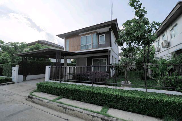 ขายบ้านเดี่ยวหมู่บ้านพฤกษลดาวงแหวน-หทัยราษฎร์ติดถนนหทัยราษฏร์-เฟอร์นิเจอร์ครบพร้อมอยู่