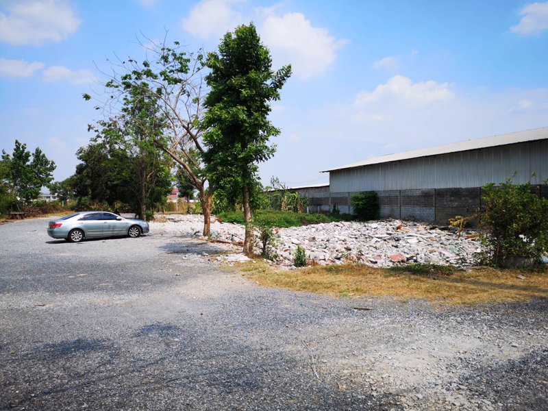 ให้เช่าที่ดินติดถนนใหญ่-ใกล้กับโลตัสลำลูกกาคลอง2