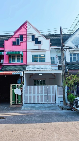 บ้านสวยพร้อมเสิร์ฟแล้วค่ะ หมู่บ้านลัลลี่วิลล์คลอง 1
