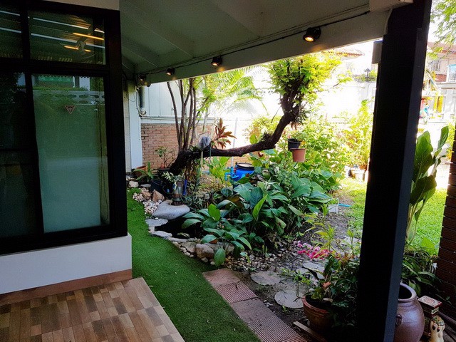 ขาย-เช่า-บ้านเดี่ยวแปลงมุม-101-ตรว-ลาดพร้าว-80-แยก-20-ทำเลดี