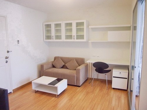 ให้เช่า-คอนโดเดอะทรัสต์-ปิ่นเกล้า-วิวสระว่ายน้ำ-ตกแต่งสวย-เฟอร์นิเจอร์และเครื่องใช้ไฟฟ้าครบ