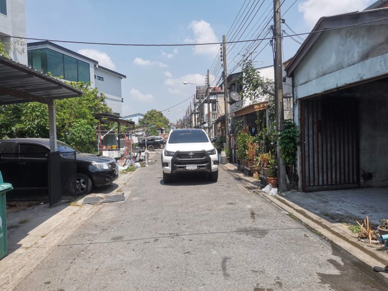 ขายที่ดิน-ซอยนวมินทร์-105-เนื้อที่-15-ตรว