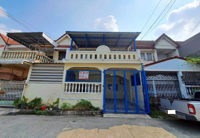 ขายทาวน์เฮ้าส์-หมู่บ้านธนะธานี-ถนนสุคนธสวัสดิ์-ซอย-24-เขตลาดพร้าว-กรุงเทพมหานคร