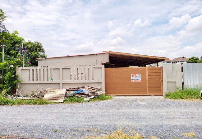 ขายและให้เช่าที่ดิน-ซอยอ่อนนุช-39-ถนนอ่อนนุช-เขตสวนหลวง-กรุงเทพมหานคร