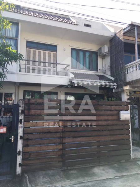 era-ขายด่วน-ทาวน์เฮ้าส์-2-ชั้น-รวมทองนิเวศน์-26-ตรว-ถสุขุมวิท-เขตพระโขนง