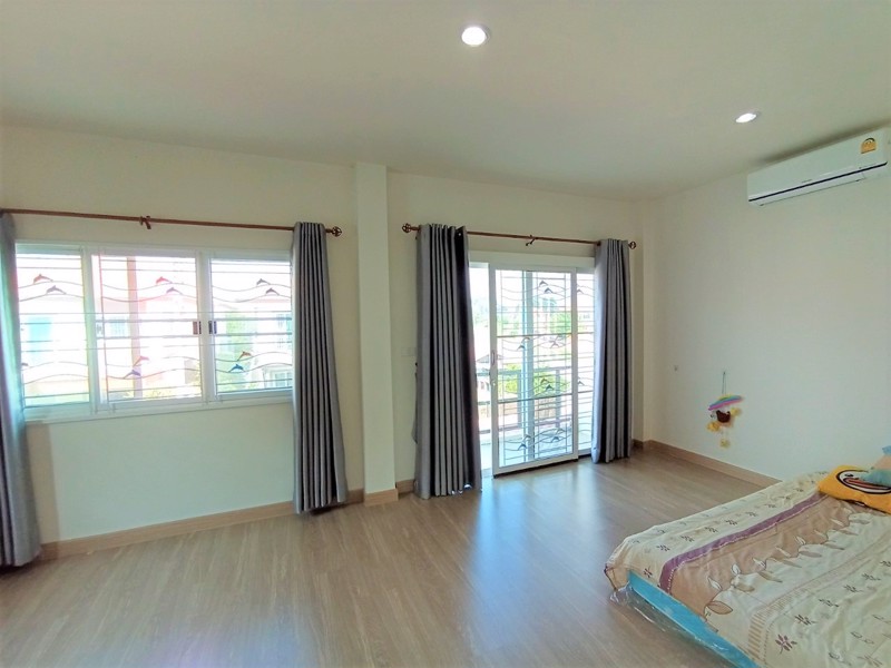 ขายบ้าน-2-ชั้น-พร้อมต่อเติม-บ้านใหม่อยู่ได้2ปี