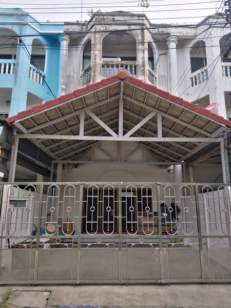 ขายด่วน-ทาวน์เฮ้าส์-3-ชั้น-ซอยพหลโยธิน-35-แยก-15-ใกล้-bts-รัชโยธิน