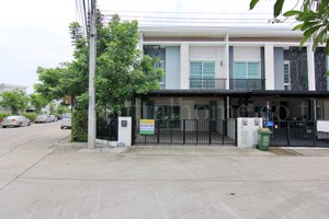 ทาว์นเฮ้าส์-หมู่บ้าน-พฤกษา-ไพร์ม-สถานีรถไฟฟ้าบางพลู-ราชพฤกษ์-หลังมุม-หน้าบ้านสวนสาธารณะ