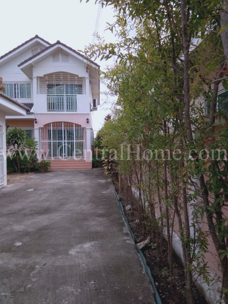 บ้านเดี่ยว-รุ่งกานต์-2-ไทรน้อย-วิวดี-หน้าหลัง-ไม่ติดใคร