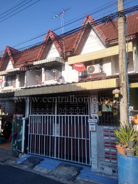 ทาวน์เฮ้าส์-2-ชั้น-หมู่บ้าน-ชินวรรณ-ปทุมธานี