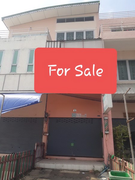 ขายอาคารพาณิชย์-3-ชั้นครึ่ง-โซนหน้า-หมู่บ้านภัทรนิเวศน์-ลากูน-บางบัวทอง-ใกล้กรมที่ดินบางบัวทอง