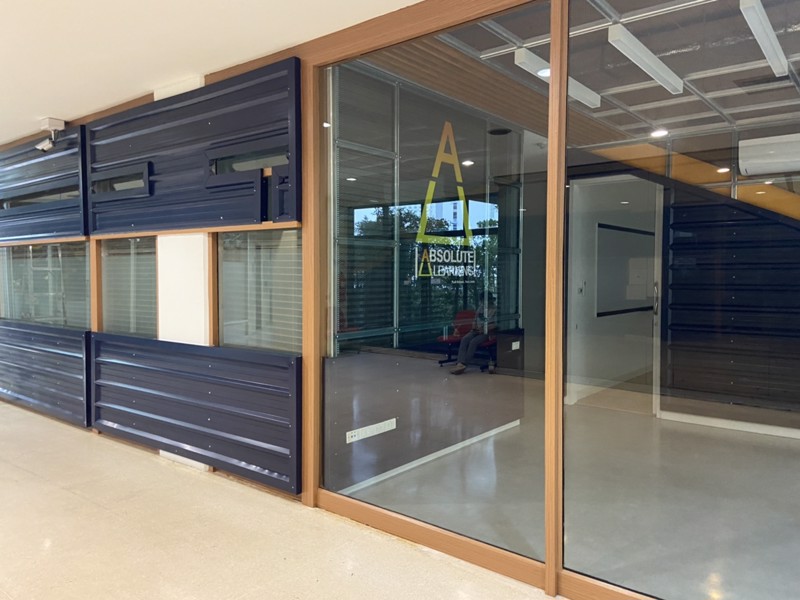 สำนักงานให้เช่า-charn-issara1-rama4