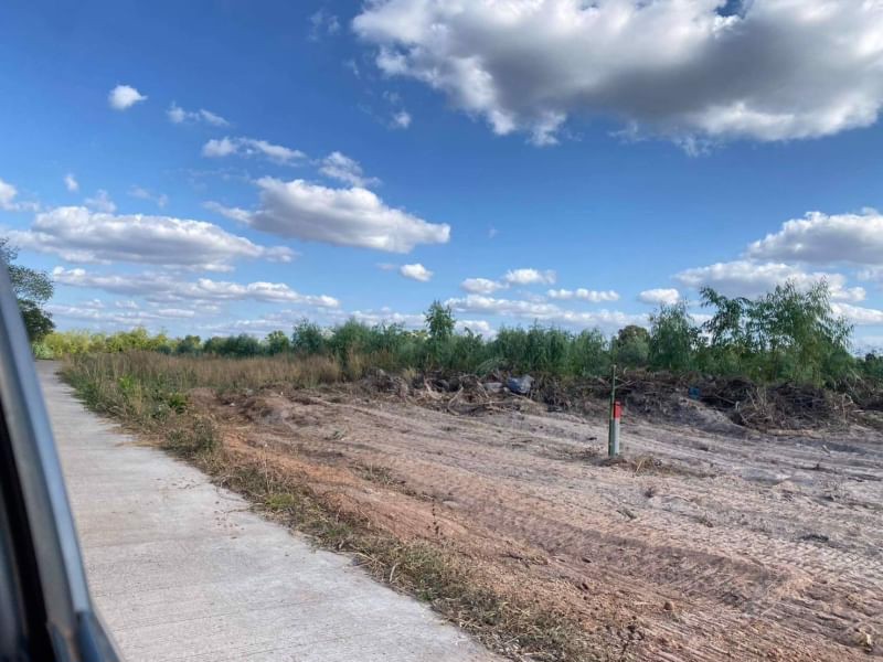 ขายที่ดิน4ไร่ติดถนนคอนกรีต ในเมืองหนองคาย