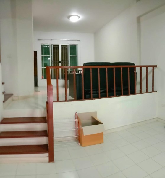 รีบด่วน-โปรแรงสู้-covid-ให้เช่าทาวน์โฮม-3-ชั้น-บ้านกลางเมืองโชคชัย-4-ซอย-20-22-กองปราบ-ติดถนน