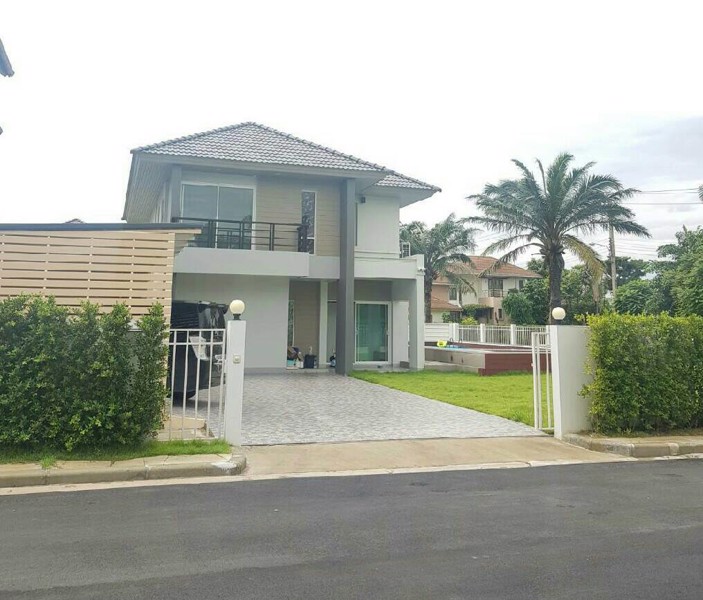 ขาย-เช่า-พูลวิลล่า-ที่ดินครึ่งไร่พร้อมสระว่ายน้ำ-2-สระ-ในโครงการอารียาโคโม-ลาดกระบัง-สุวรรณภูมิ-ห่