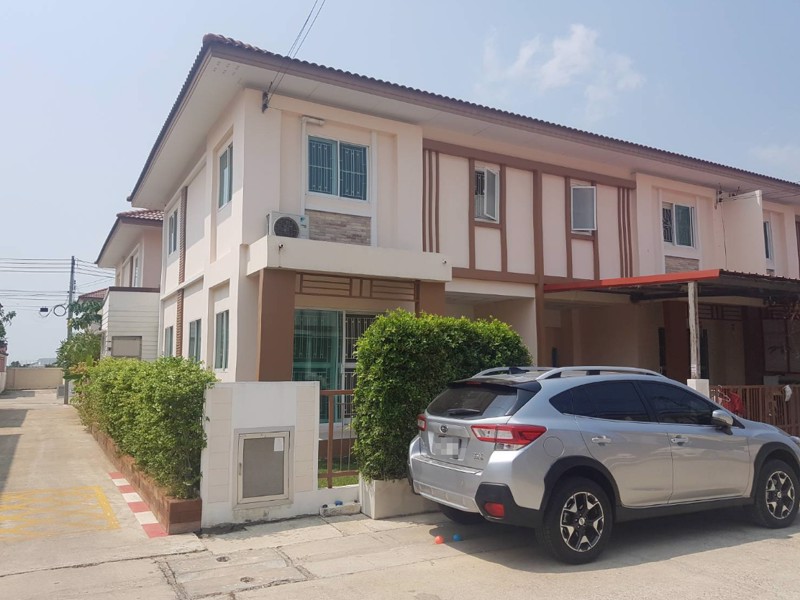 ขาย-ทาวน์เฮ้าส์-2-ชั้น-โครงการไอลีฟทาวน์พระราม2-กม14