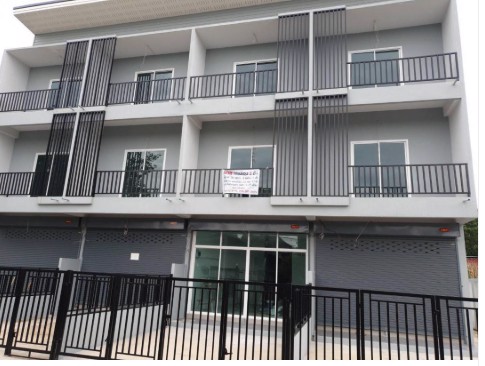 ขายทาวน์โฮม-3-ชั้น-3-หลัง-พร้อมตกแต่ง-มีรถไฟฟ้าสายสีเขียว-สถานีสะพานใหม่-สายไหม-กรุงเทพ