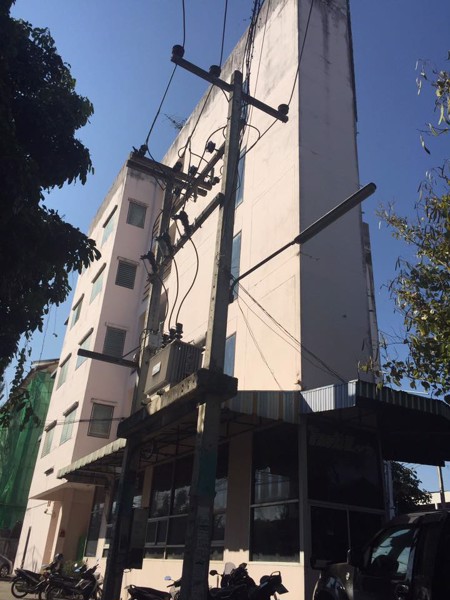 ขาย-apartment-46-ห้อง-และ-บ้าน-3-หลัง-พร้อมที่ดิน-ติดถนนใหญ่เส้นทางหลัก-เมือง-เชียงใหม่