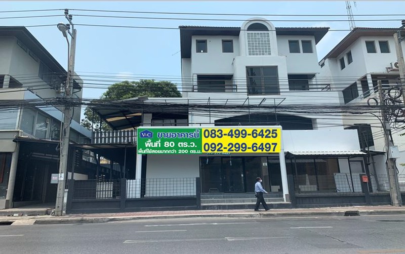 อาคารสำนักงานติดถนนศรีวรา-ทำเลดี-สูง-4-ชั้น-ภายในมี-18-ห้อง-ห้องน้ำ-8-ห้อง-เเละห้องโถงใหญ่-1-ห้อง