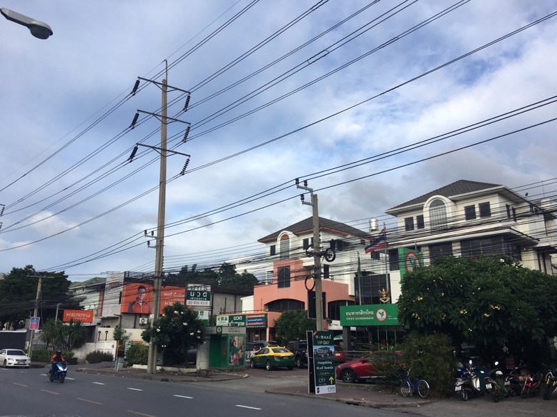 อาคารสำนักงาน-ติดถนนศรีวรา-พื้นที่-139-ตรว