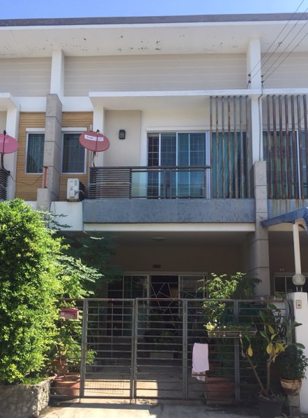 ขายทาวน์เฮ้าส์-2-ชั้น-มบเต็มสิริ-รามอินทรา117-ราคาถูก