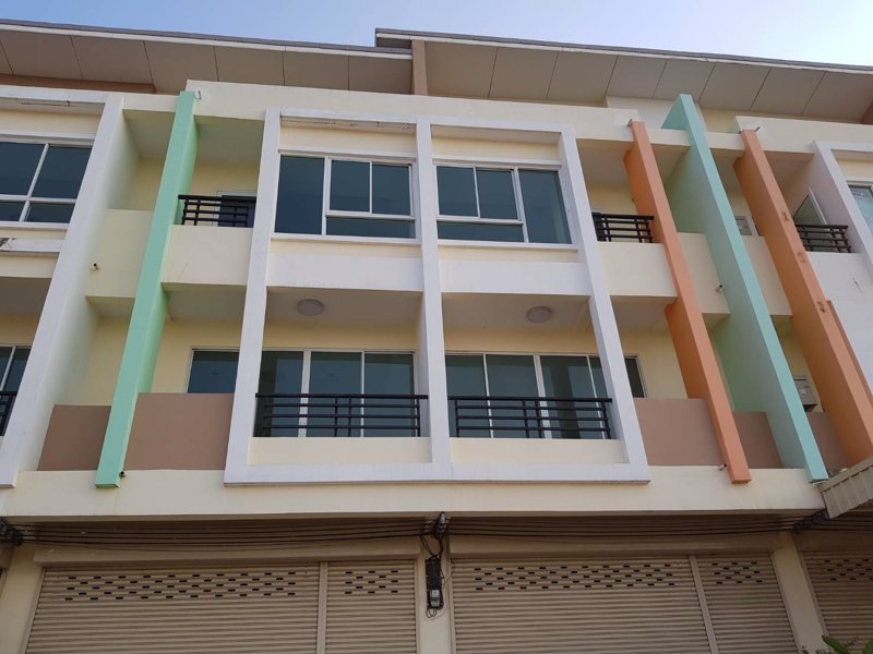 ให้เช่า-อาคารพาณิชย์-ติดถนน-ใกล้ตลาด-ตกแต่งพร้อมเฟอร์-แอร์-เครื่องใช้ไฟฟ้า-รังสิต-ลำลูกกา-คลอง-4