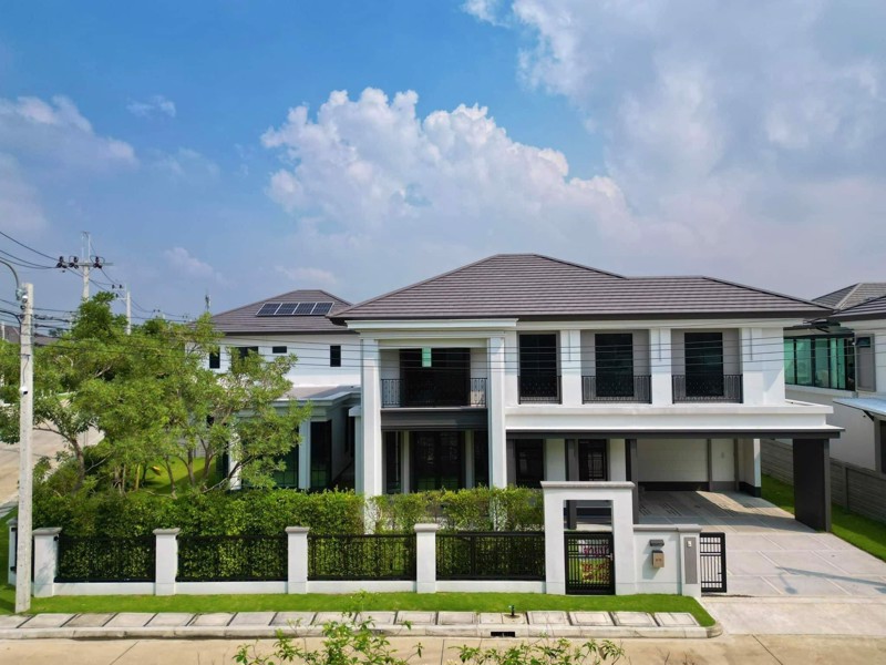 ขายบ้านเดี่ยว แปลงมุม ติดคลับเฮาส์ริมน้ำ บรรยากาศดี โครงการใหม่หมู่บ้านเศรษฐสิริ พระราม 5