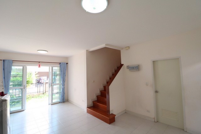 dd00037-ขายทาวน์เฮ้าส์-หมู่บ้านเดอะวิลล่า-รัตนาธิเบศร์-ราชพฤกษ์-ท่าอิฐ-พื้นที่-18-ตรว-3-นอน-2-น้ำ