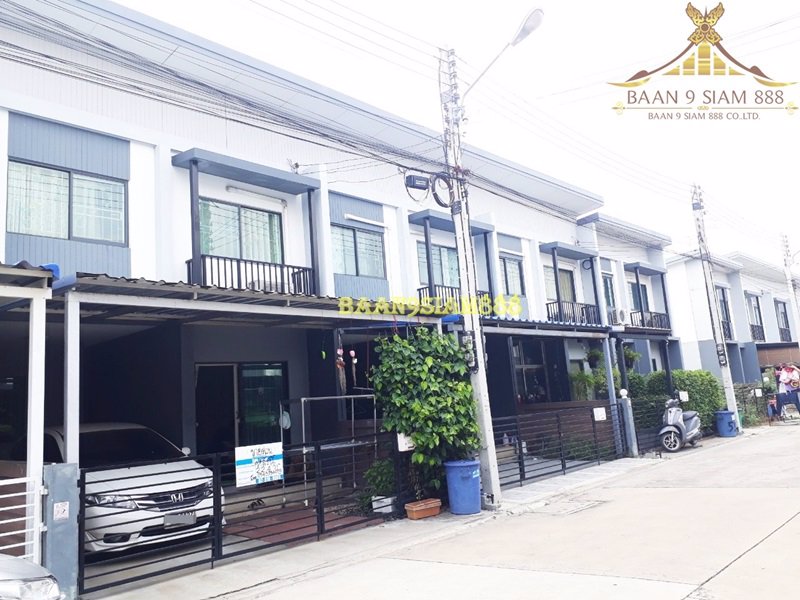 ทาวน์เฮ้าส์-2ชั้น-หมู่บ้าน-เมททาวน์