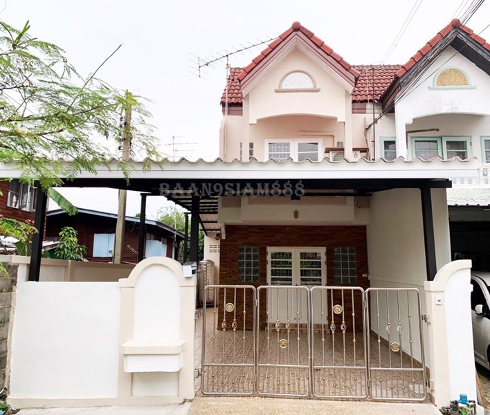 ทาวน์เฮ้าส์-แปลงมุม-หมู่บ้านกฤษติญา3-ปากเกร็ด-ใกล้เมืองทอง