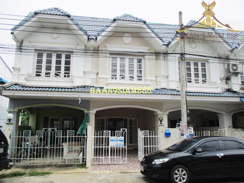 ทาวน์เฮ้าส์-หมู่บ้าน-มนวดีเอ็กซ์คลูซีฟ