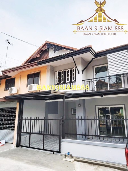 ทาวน์เฮ้าส์-2ชั้น-หมู่บ้าน-พฤกษา3