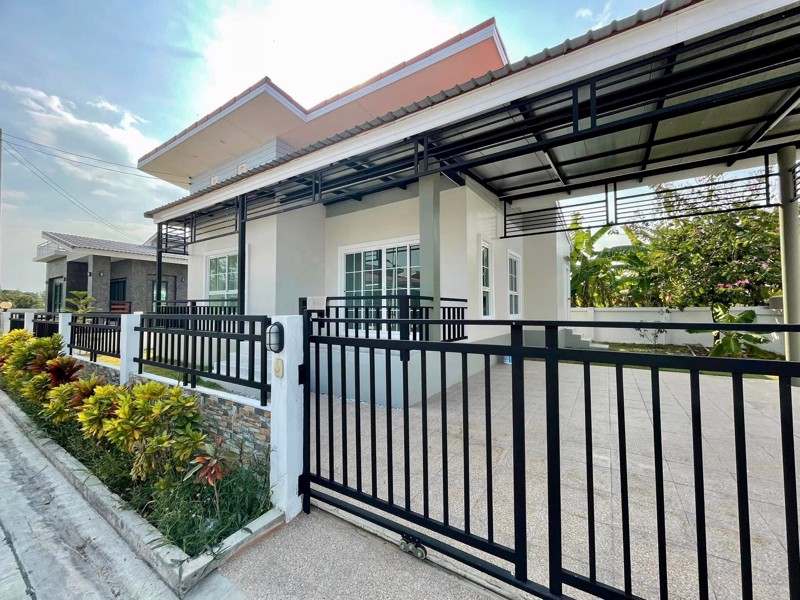 ขายบ้านเดี่ยว-สไตล์โมเดิร์น-โครงการเลดี้แลนด์24-ยูนิตสุดท้าย