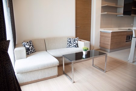 คอนโดริทึ่ม-สุขุมวิท-50-ใกล้รถไฟฟ้า-200-เมตร-ห้องใหม่พร้อมอยู่อาศัย