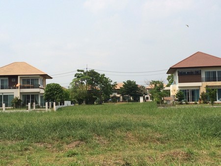 ที่ดินเปล่า-115-ตรวโครงการ-lake-garden-lagoona-ติดถนนเมนหลัก-มบ-และทะเลสาป-อเมือง-จฉะเชิงเทรา