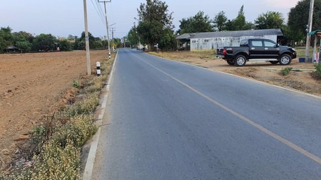 ที่ดิน-จนครปฐม-เนื้อที่-4-ไร่-ติดถนนลาดยาง