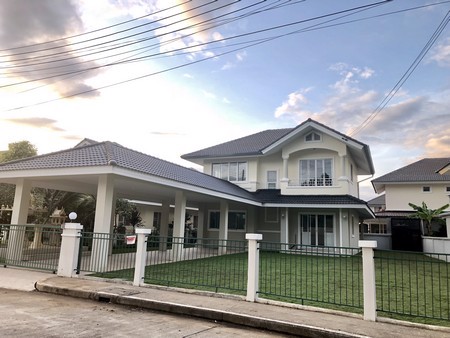 ขายหรือให้เช่า-บ้านเดี่ยว-2-ชั้น-รีโนเวทใหม่ทั้งหลัง-หมู่บ้านกาญกนกวิลล์-1-เชียงใหม่