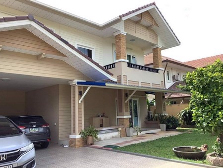 ขายบ้านเดี่ยวหมู่บ้านแสนสราญ-1-ขนาด-2-ชั้น-เนื้อที่-103-ตารางวา-มี-4-ห้องนอน