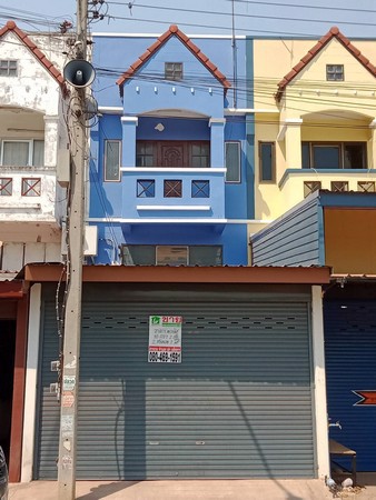 ขายทาวเฮ้าส์-2-ชั้นครึ่ง-อยู่หลังเซ็นทรัลนครราชสีมา-เนื้อที่-18-ตารางวา