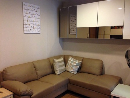 คอนโด-fuse-chan-sathorn-ใจกลางเมือง-สีลม-สาทร-หิ้วกระเป๋าเข้าอยู่ได้เลย