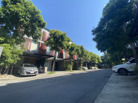 ขายทาวน์โฮม-สไตล์โมเดิร์นลอฟท์-3-ชั้น-ในโครงการเกรดพรีเมี่ยม-โซนรามอินทรา