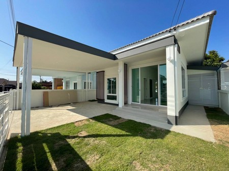 ขายบ้านใหม่-อยู่ใกล้เมืองเชียงใหม่-8-กิโลเมตร-ใช้สระว่ายน้ำฟรี-1-ปี