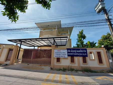 ขายบ้านเดี่ยวสร้างใหม่-3-ชั้น-ในซอยสายไหม-76-รวม-7-ห้องนอน-5-ห้องน้ำ