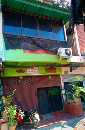 ขายตึกแถวคูหา-3-ชั้น-อำเภอเมือง-จังหวัดเชียงใหม่-เนื้อที่-16-ตารางวา