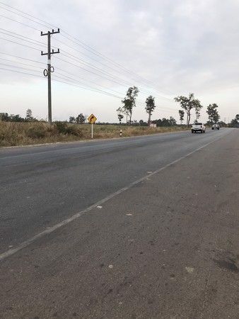 ขายด่วนที่ดินติดถนนอุดรบ้านผือจำนวน-10-ไร่-2-งาน-93-ตรวา