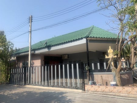 ทาวน์เฮ้าส์-หลังหัวมุม-ใกล้ชุมชน-ใจกลางเมืองชะอำ-จเพชรบุรี